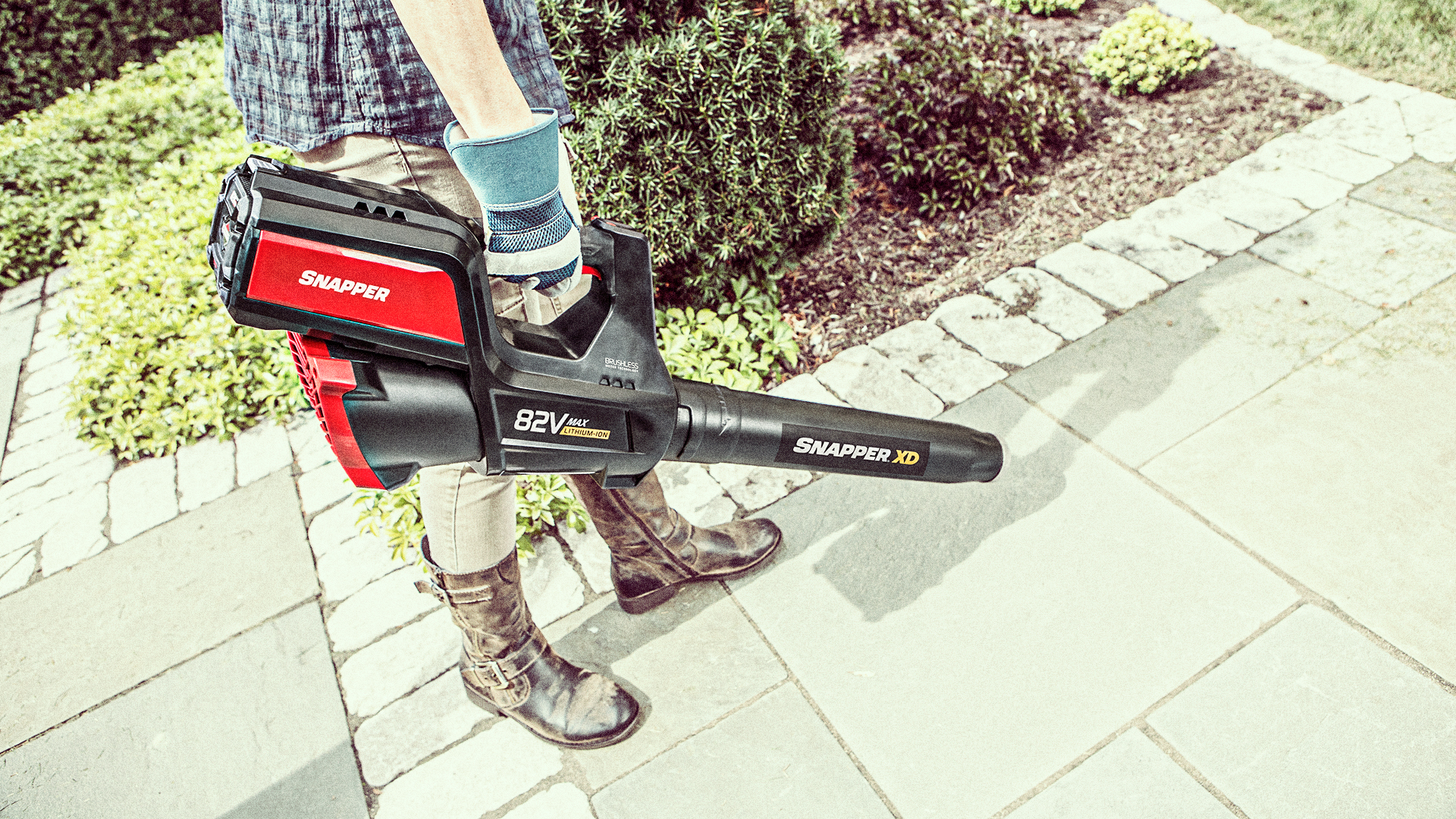 82 Volt Max Lithium Ion Cordless Leaf Blower Snapper